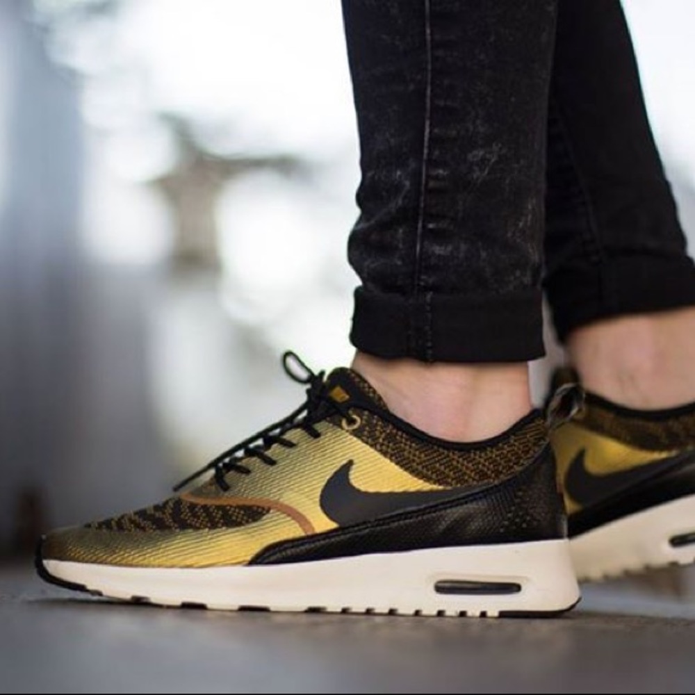 Nike Air Max Thea Jacquard ‘Bronzine’